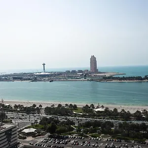 Spacious 3 Bedroom Apartm Front Abu Dhabi